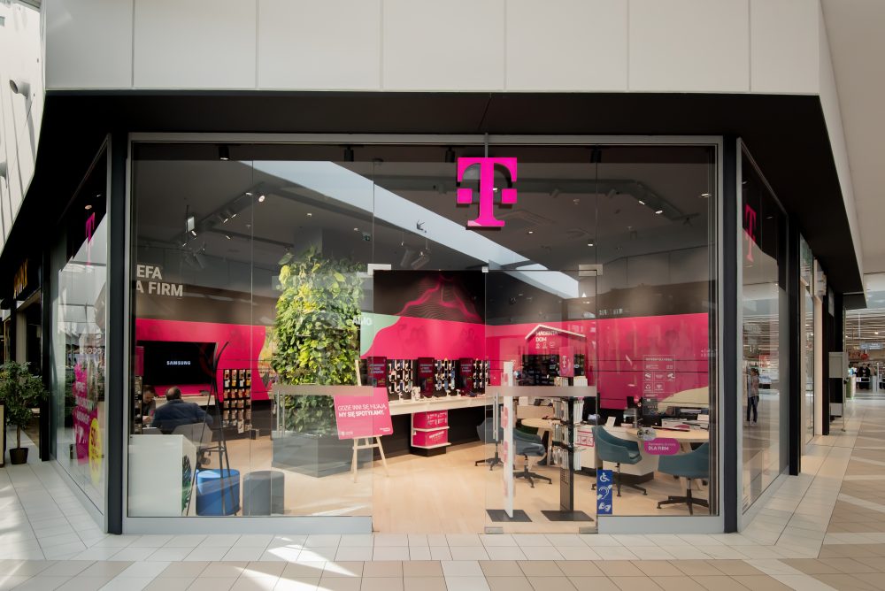 t-mobile king cross marcelin poznań